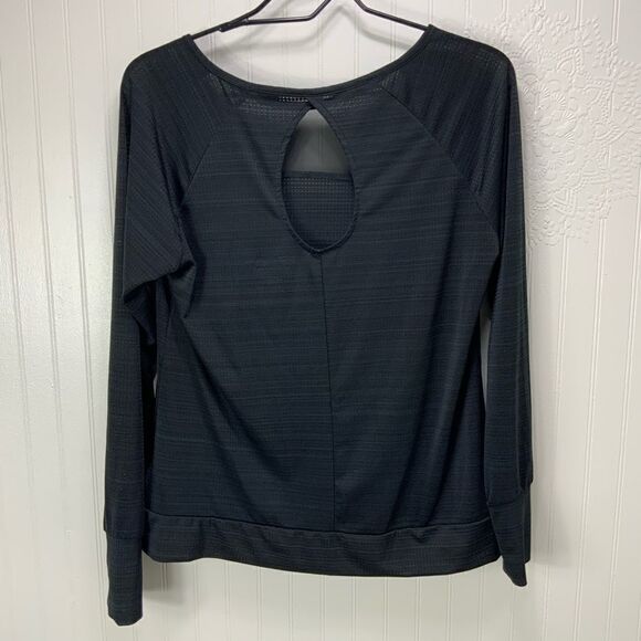 Women’s Sketchers long sleeve athletic shirt - Picture 4 of 6
